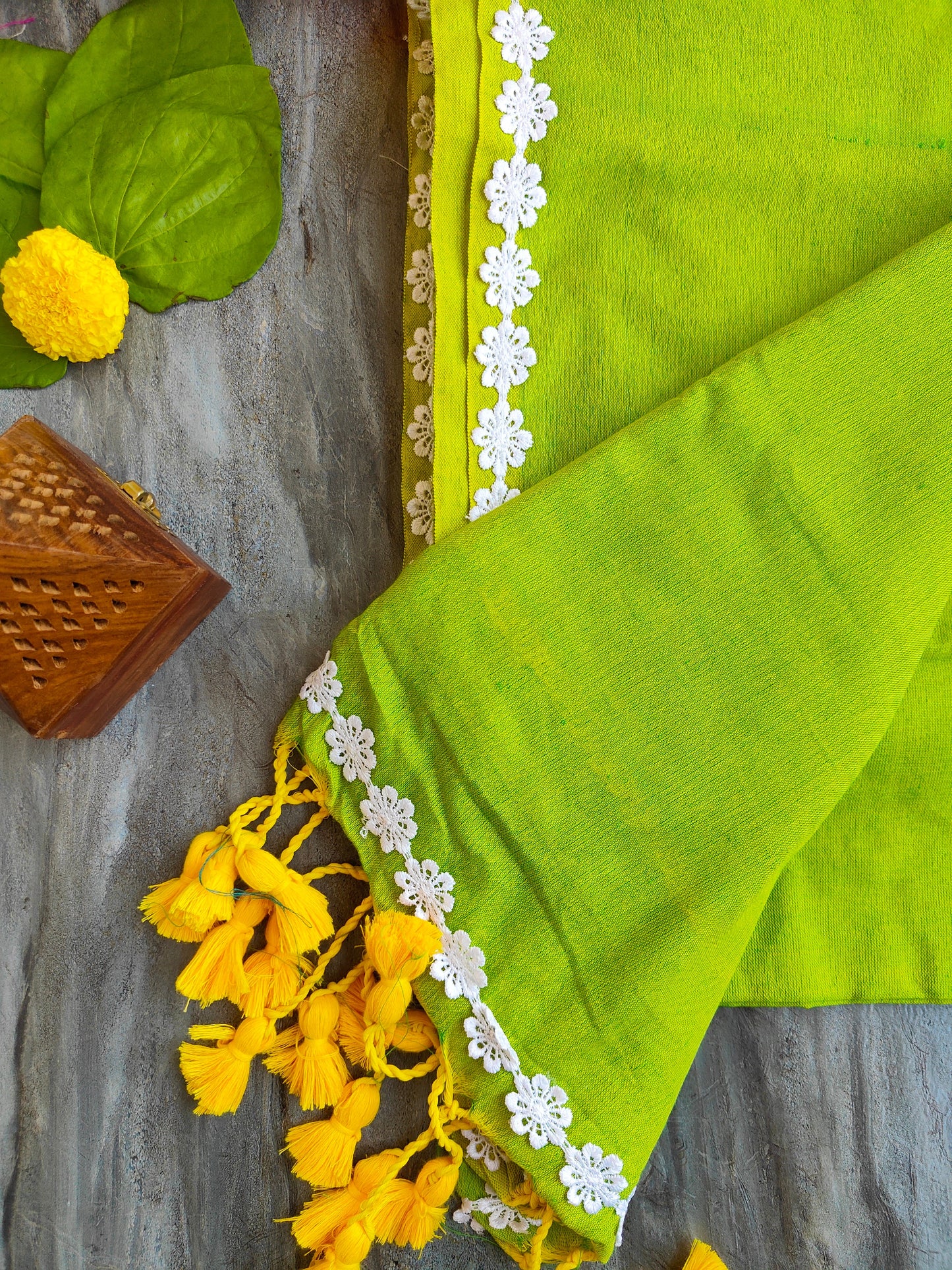 PARROT GREEN LACE KHADI COTTON SAREE