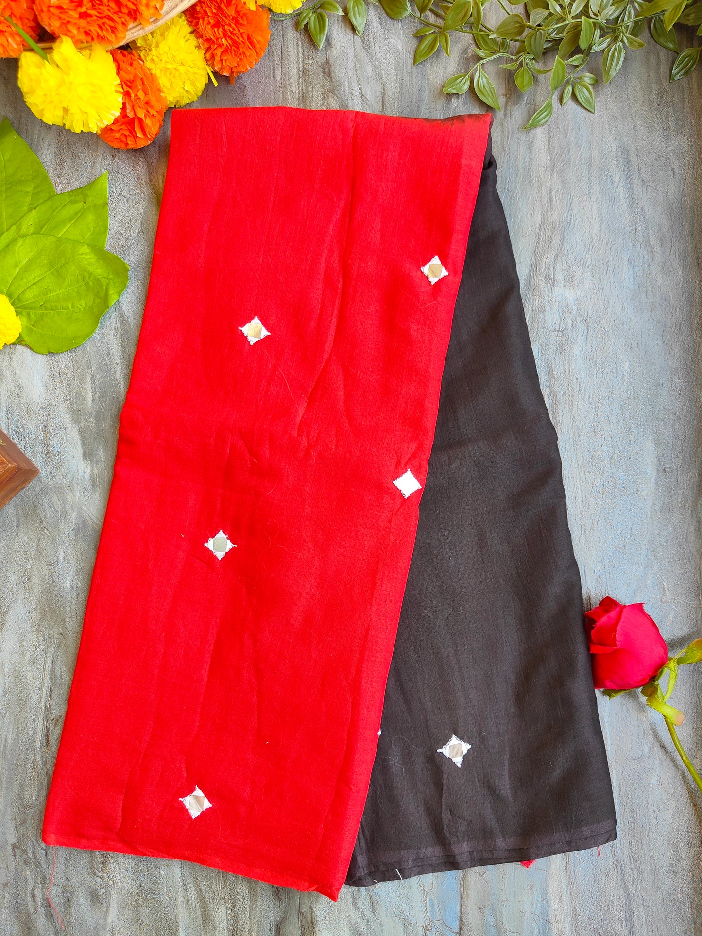 RED AND BLACK SITARA MUL COTTON SAREE
