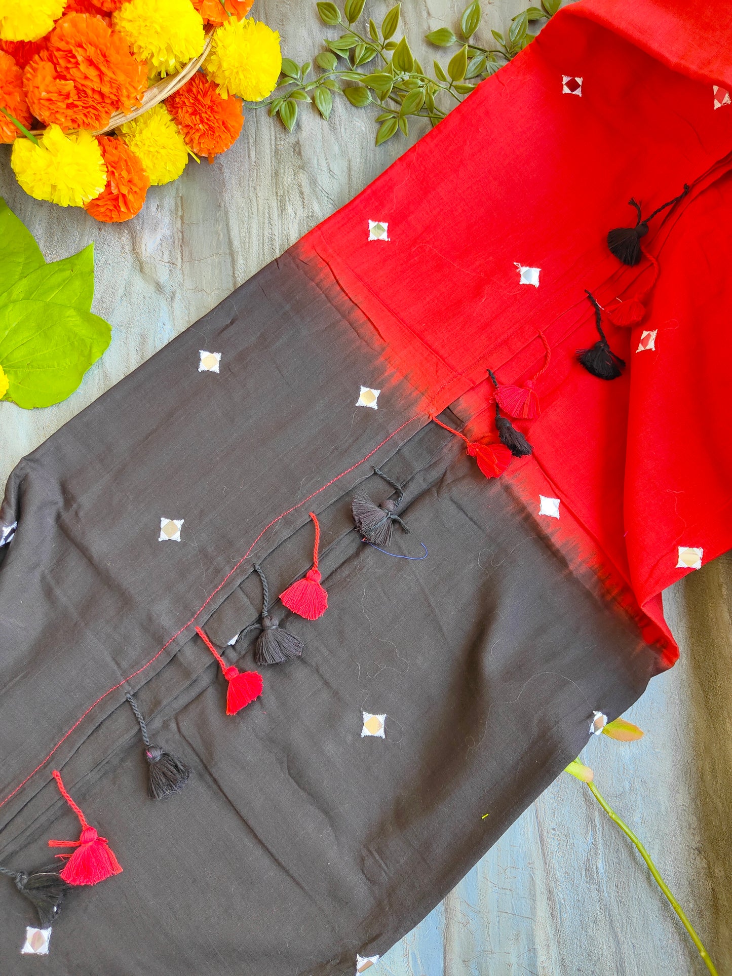 RED AND BLACK SITARA MUL COTTON SAREE
