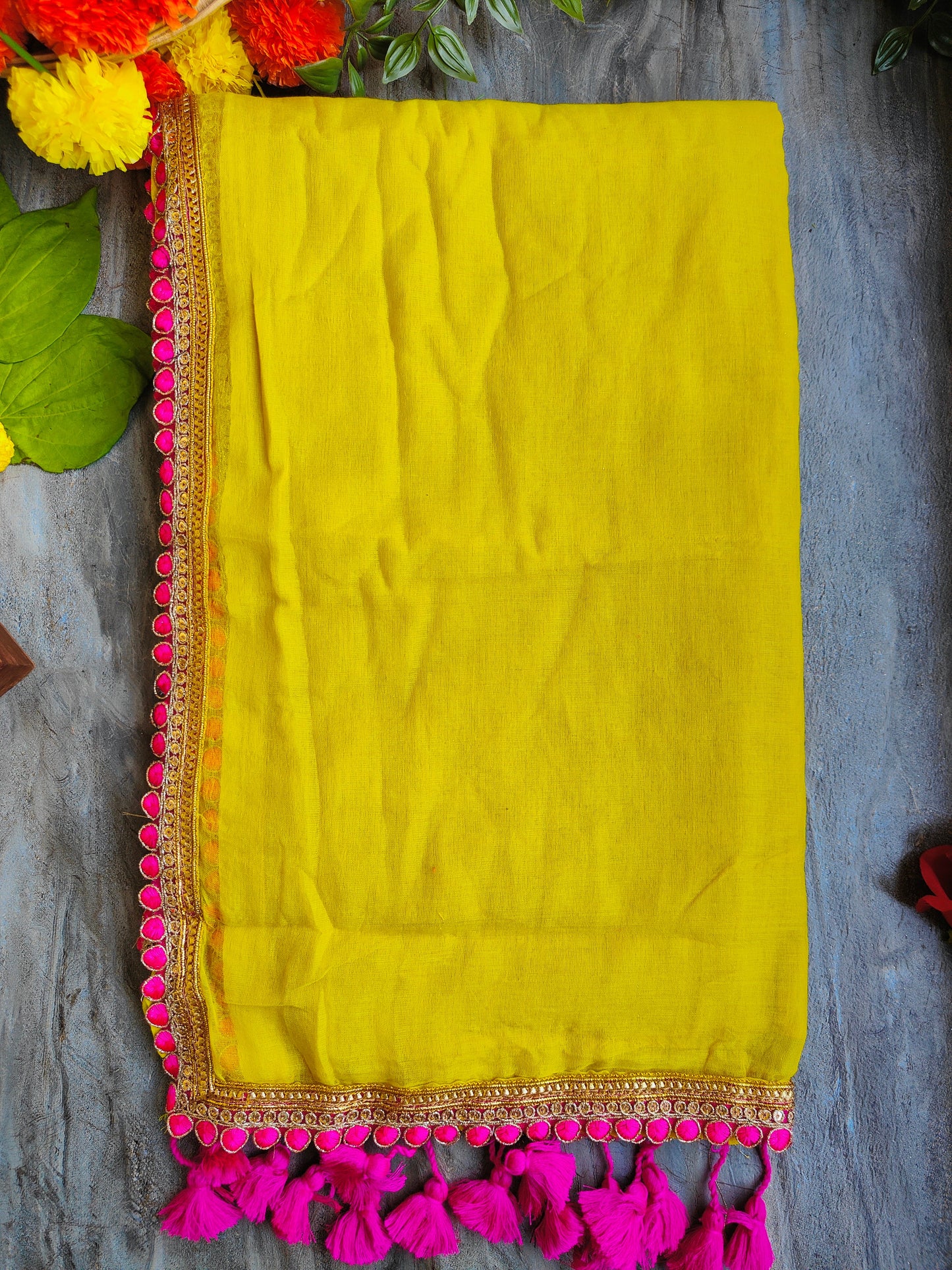 PARROT GREEN LACE MUL COTTON SAREE