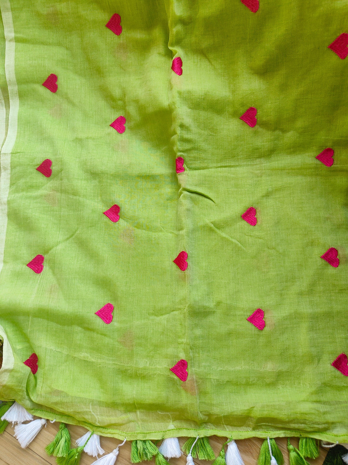 PARROT GREEN HEART MUL COTTON SAREE