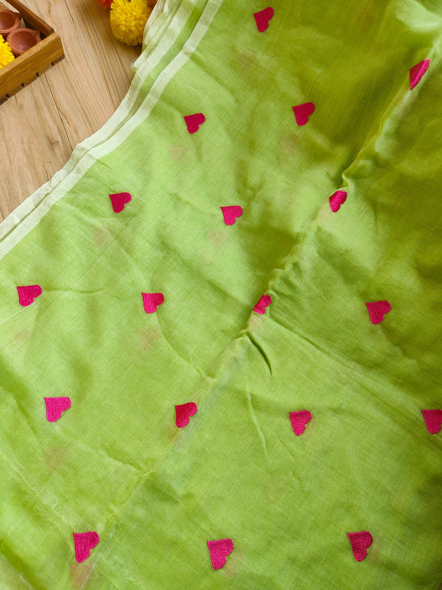 PARROT GREEN HEART MUL COTTON SAREE
