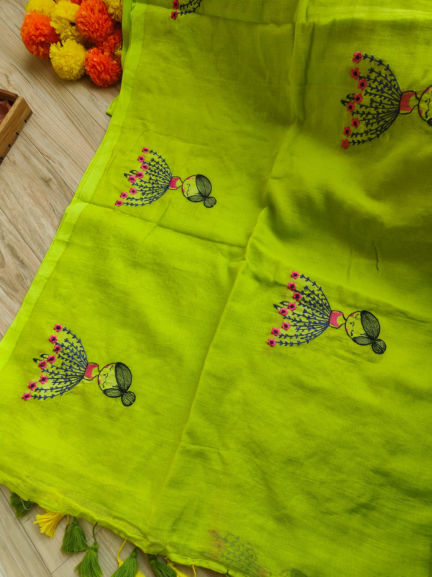 PARROT GREEN DOLL EMBROIDERED MUL COTTON SAREE