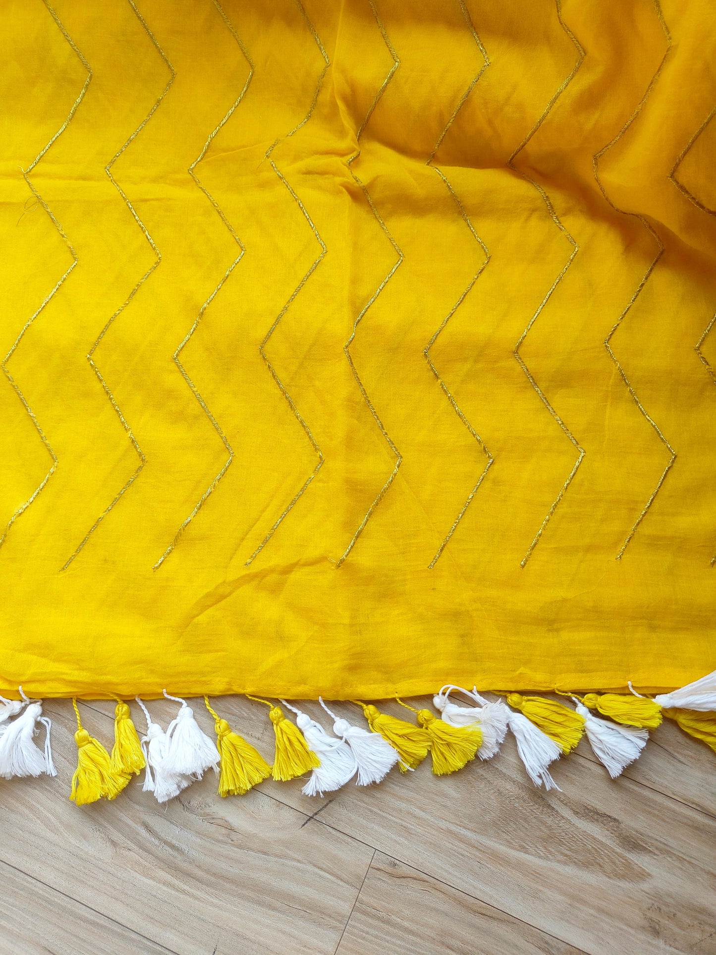 YELLOW ZIG ZAG MUL COTTON SAREE