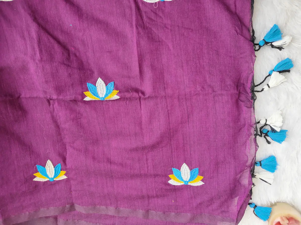 JAMUNI LOTUS EMBROIDERED MUL COTTON SAREE