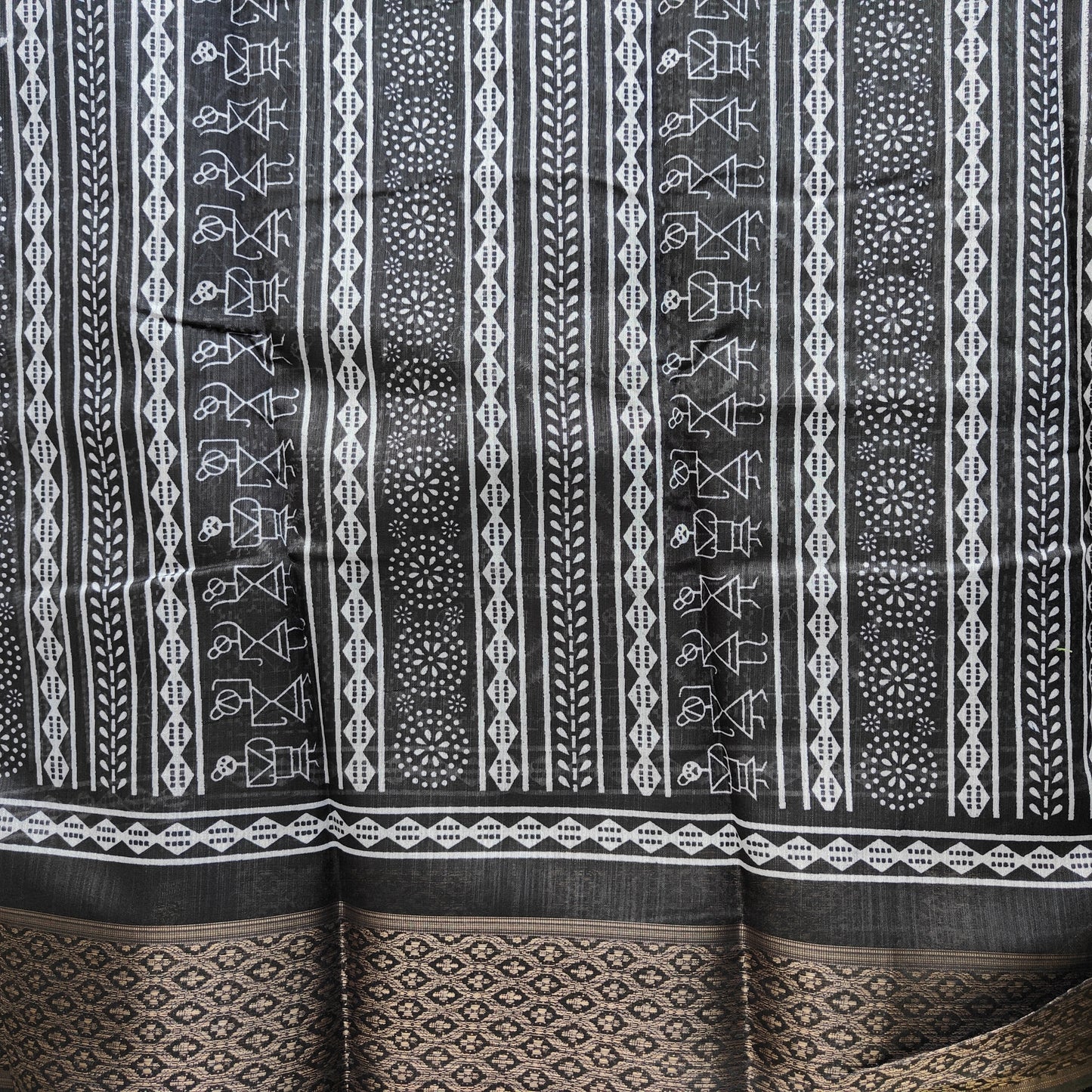 BLACK PRINTED SAREE
