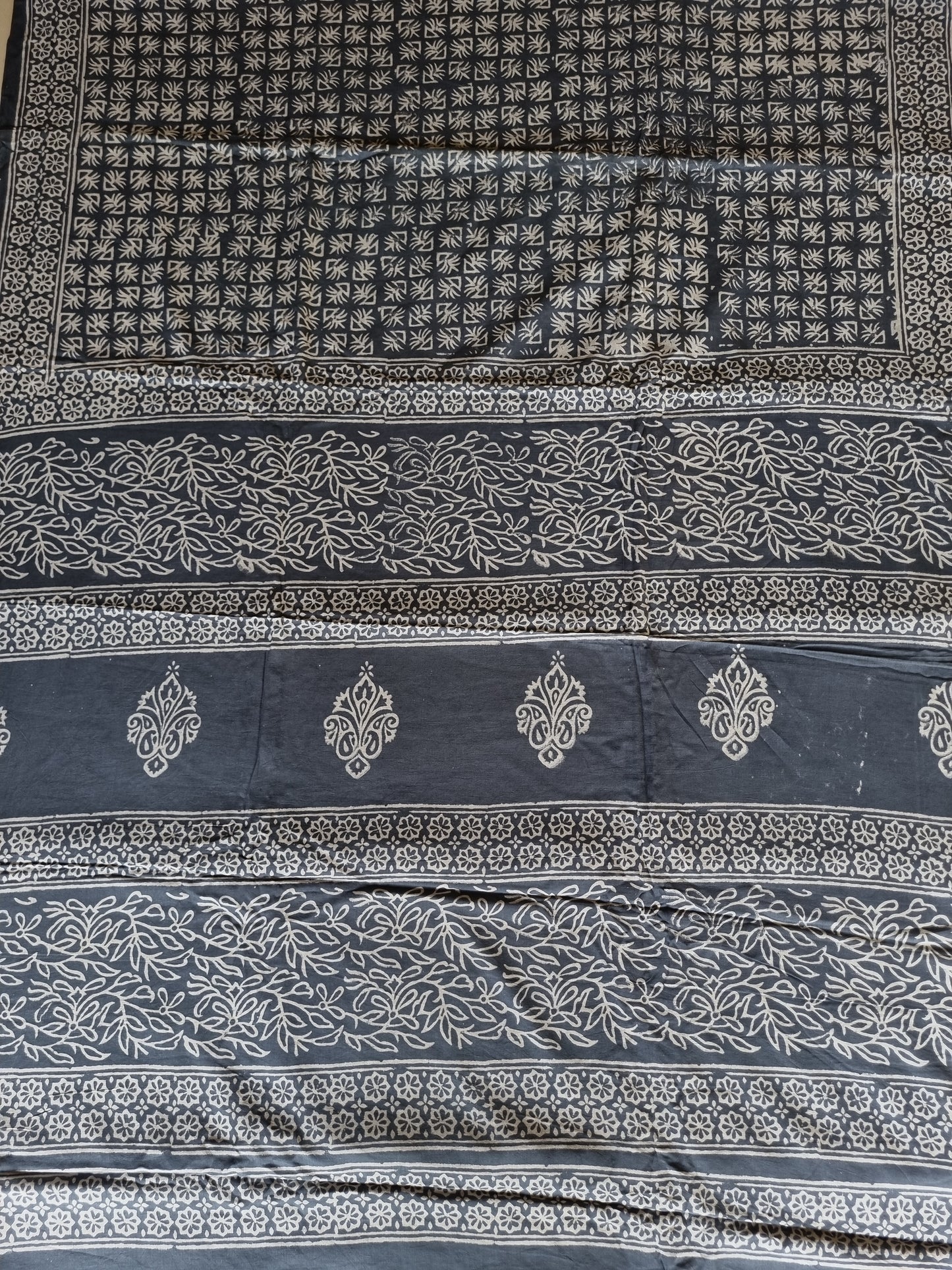 GREY MUL COTTON SAREE