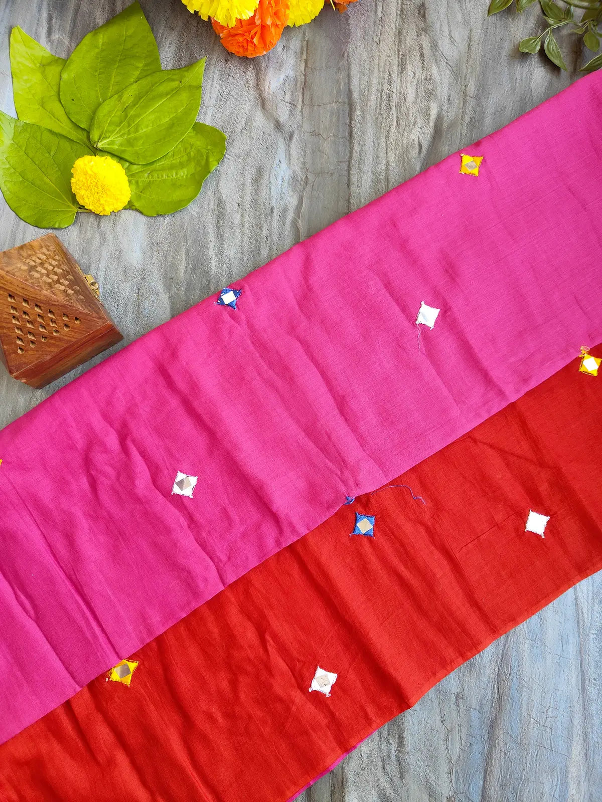 PINK AND RED SITARA MUL COTTON SAREE