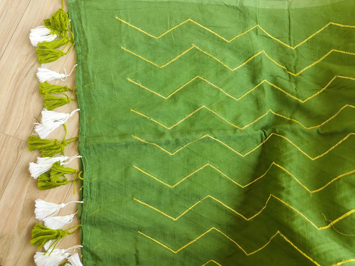GREEN ZIG ZAG MUL COTTON SAREE